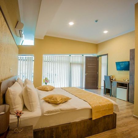 Hotel Comfort Tbilisi Luaran gambar