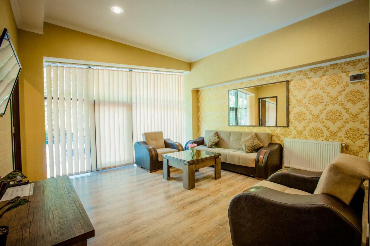 Hotel Comfort Tbilisi Luaran gambar
