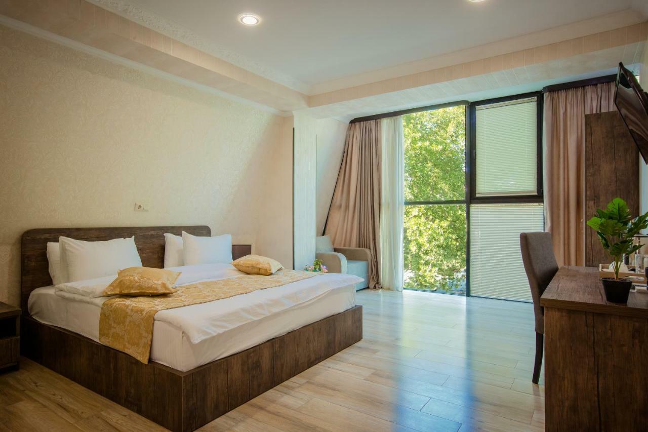 Hotel Comfort Tbilisi Luaran gambar